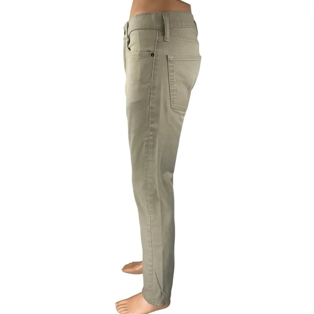 Levis levi 513